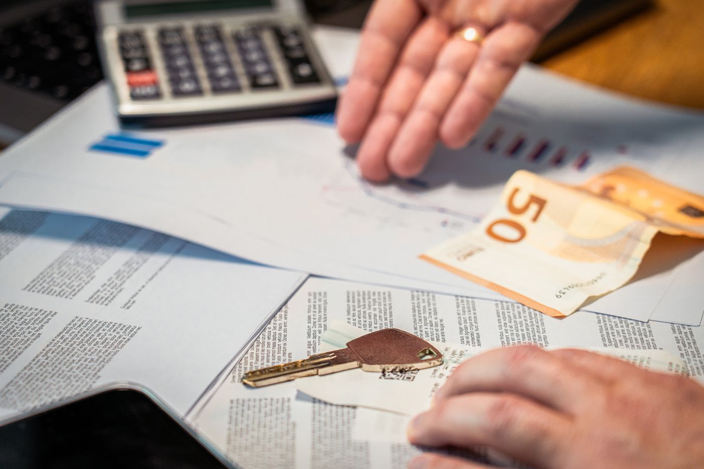 Documentación y trámites de compraventa de vehículo